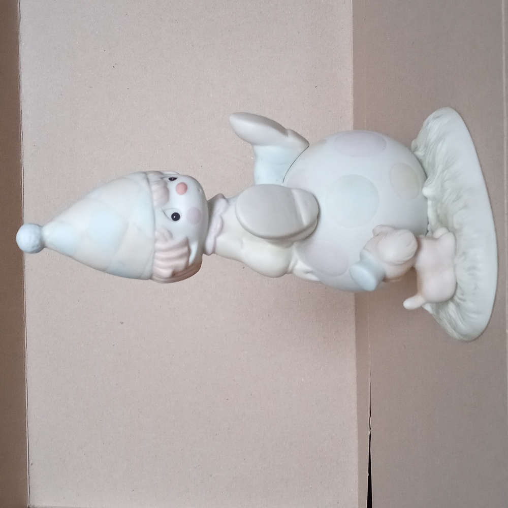 Precious Moments figurine - Picture 2 of 6